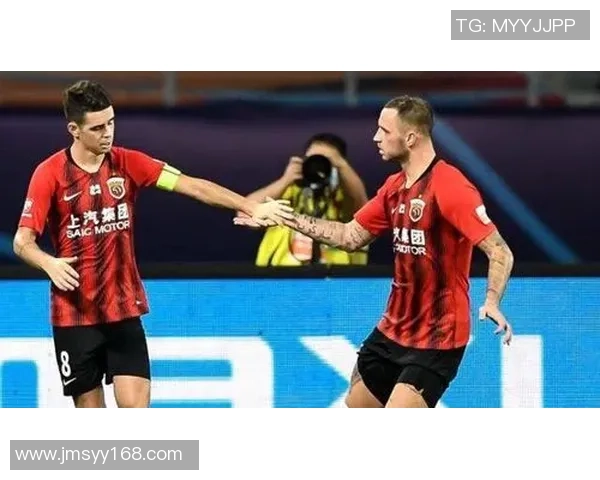 杭州羽毛球队与上海羽毛球队赛后复盘分析双方状态与表现对比